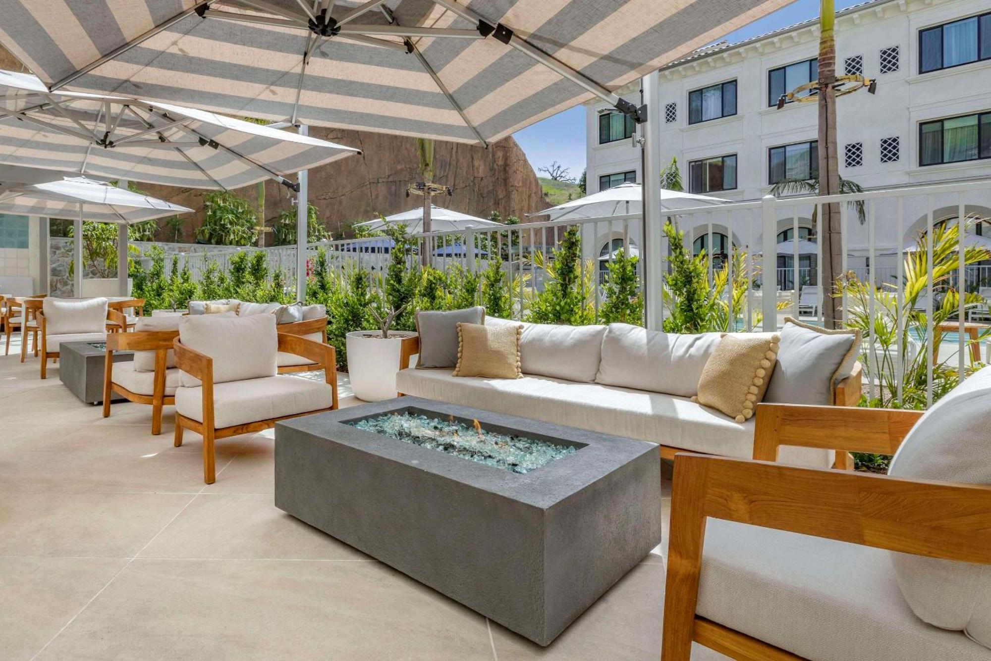 Cambria Hotel Calabasas - Malibu Exteriér fotografie